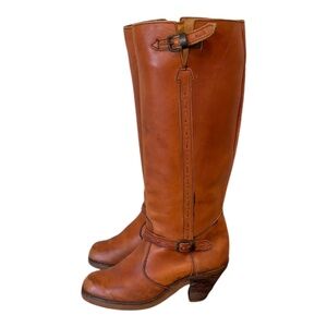 Size 7 Vintage tall brown genuine leather full zipper knee high campus boots.